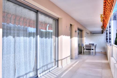 REF 1147 - Cannes Center - Apartment for rent - image 4
