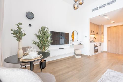 New Studio Close to Town Square Park, Short Drive to Al Qudra Lake, Liva Apartments by Deluxe Holiday Homes, Dubai (photo 10)