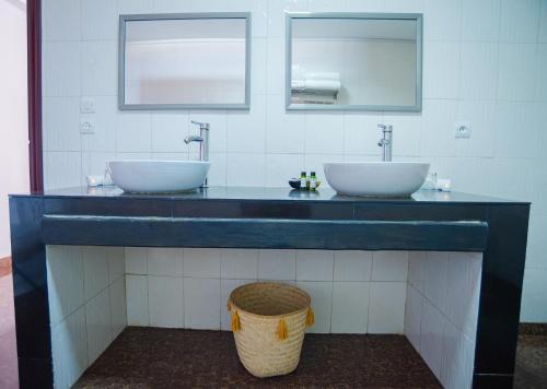 Apartment image 3