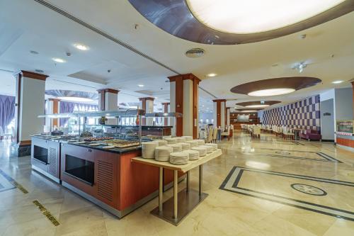 Ресторан, Pineta Park Deluxe Hotel - All Inclusive in Мармаріс