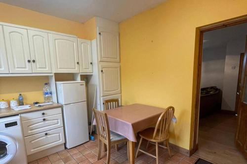 Kitchen, Cottage Retreat in Sligo- Sleeps4- Pet friendly in The Gateway