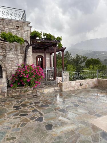 Villa Iremia in Gorgolaini