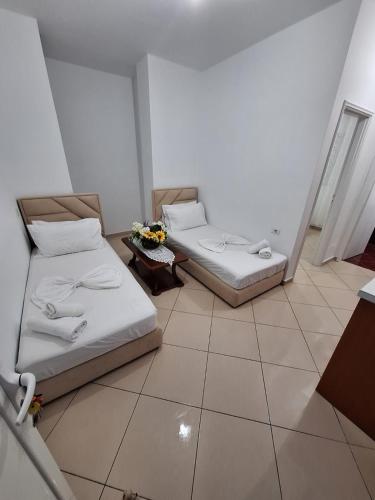 Two-Room Apartment image 7