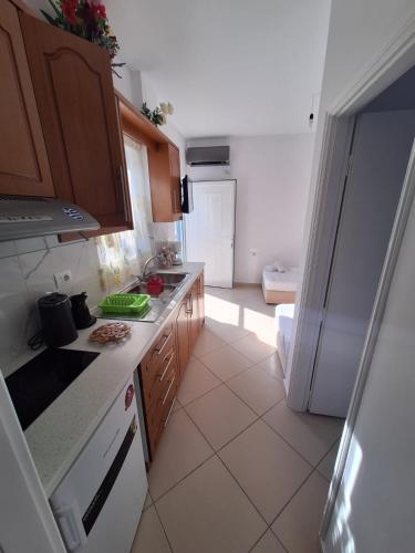 Two-Room Apartment image 3