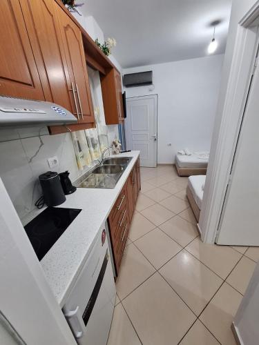 Two-Room Apartment image 2