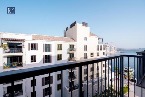 View, Luxury Escapes - Breathtaking 1BR with Sea View Port Lamer near Nikki Beach Dubai