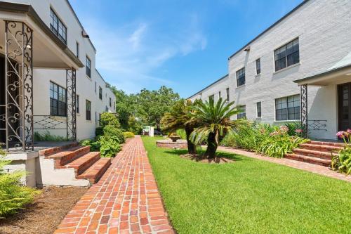 ทัศนียภาพภายนอกโรงแรม, Charming Studio In Historic Spanish Town Location near อาร์โกซี้ คาสิโน บาตัน รูจ