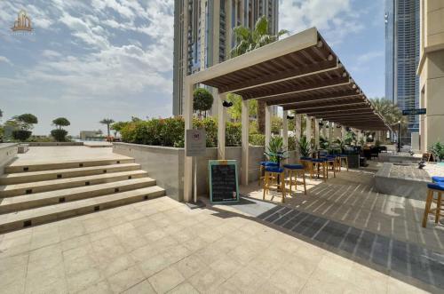 Stylish Canal Views Al Habtoor City Dubai 