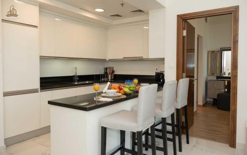 Stylish Canal Views Al Habtoor City, Dubai (foto 10)