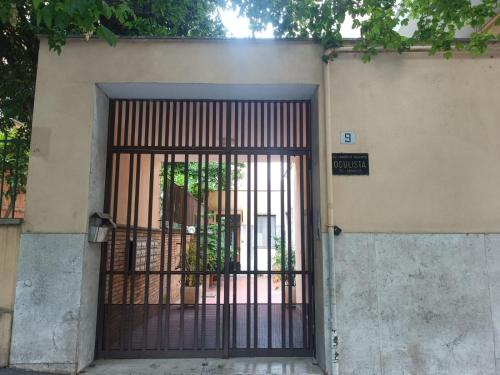 Beauty apartment in the green, direct link with center, Roma (foto 2)