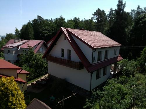 Pokoje blisko jeziora Niegocin