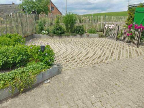 Kleine Reetstube in Tespe