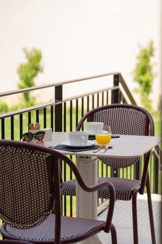 สวน, Hôtel Margaux (Hotel Margaux) in เอแปร์แน