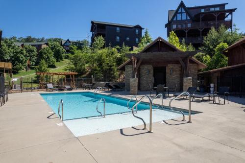 Swimming pool, Summer Special, Sleeps 20, Theater, HotTub, Game, Pet Friendly in Pigeon Forge (TN)