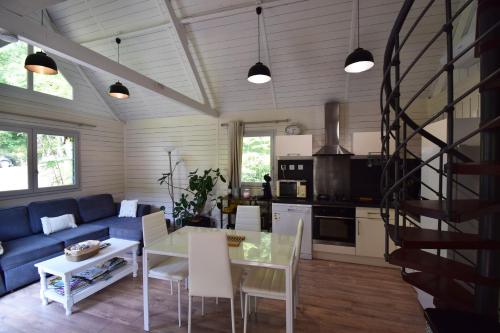 Vybavení, Chalet avec piscine privée et lac à Sos (Chalet avec piscine privee et lac a Sos) in Sos