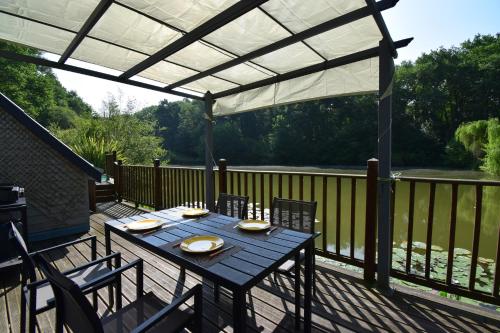Vybavení, Chalet avec piscine privée et lac à Sos (Chalet avec piscine privee et lac a Sos) in Sos