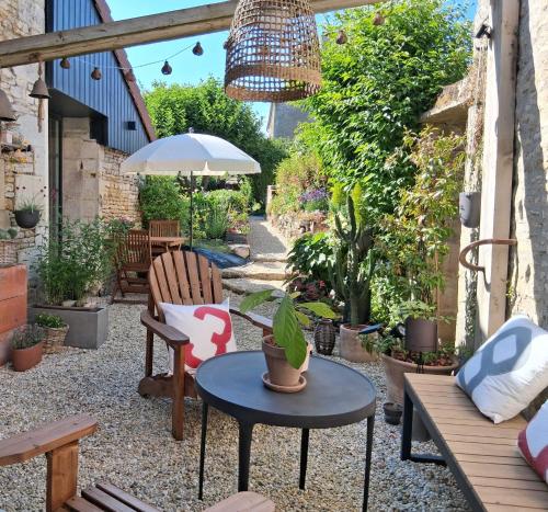 บริการและสิ่งอำนวยความสะดวก, Le Clos de l'Aiguillon in เอรูวีล แซ็ง แคลร์