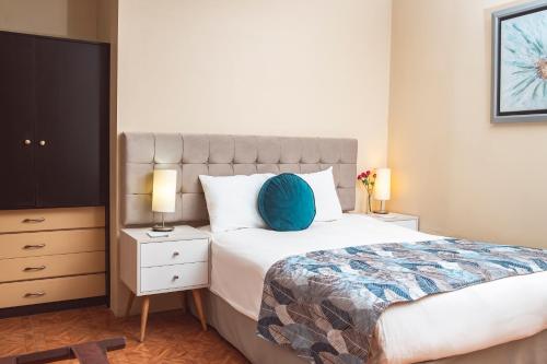 Classic Triple Room image 6