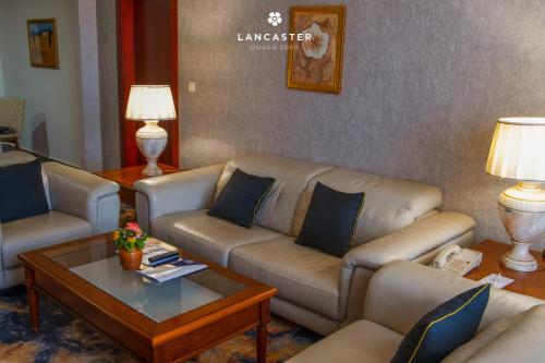 Executive Suite image 4