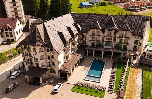 مسبح, Continental SPA Resort in Polyanytsya