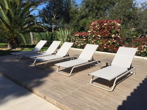 陽台/露台, Belle villa dans clos privé - Saint Raphaël Boulouris (Belle villa dans clos prive - Saint Raphael Boulouris) in 波魯利斯