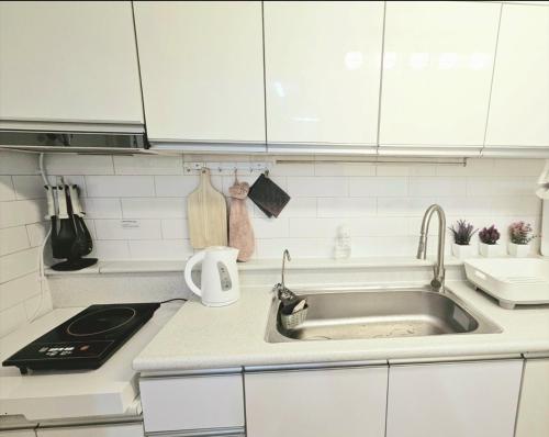 서울 Soul of Seoul - Cozy 3 room stay, 3min from SNU Station 4성급 싱글룸 레스토랑