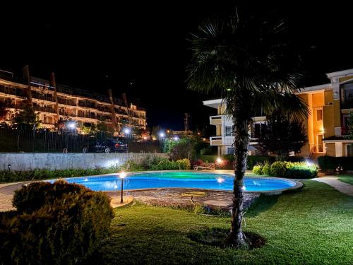 Sunset Deluxe in Kosharitsa