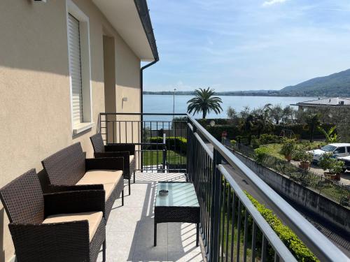 Villa Anna - Lake View Apartments in Predore