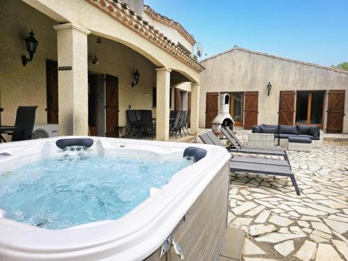Spa, La Cerisette in Felines-Minervois