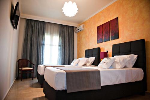  Serenita Apartments, Pension in Ermones