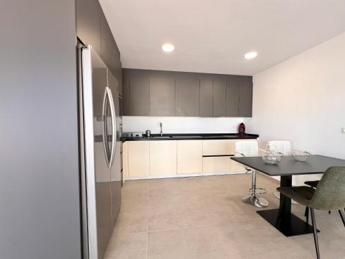 Apartment with Terrace image 6