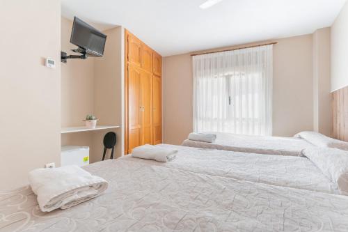 Hostal El Bugar - image 2