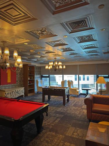 Sleek Designer Studio at Knightsbridge Residences, Manila (fotografie 11)
