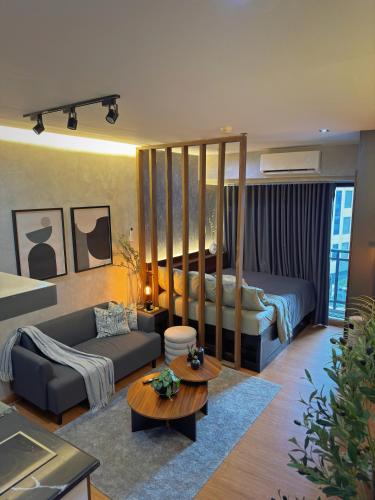 Sleek Designer Studio at Knightsbridge Residences, Manila (fotografie 3)