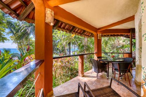 Ylang Ylang Beach Resort in 蒙提祖馬