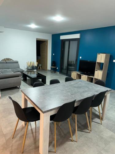 La Résidence Degas 4 chambres - Location saisonnière - Joué-lès-Tours