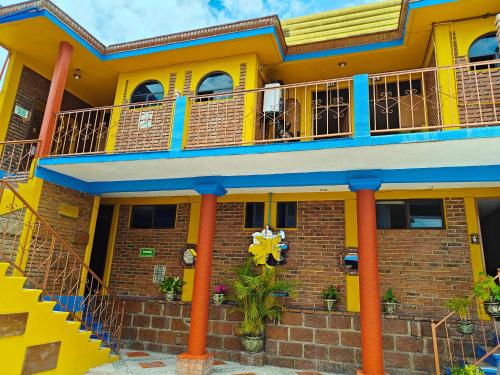Posada Arny in Tepotzotlán, Mexico
