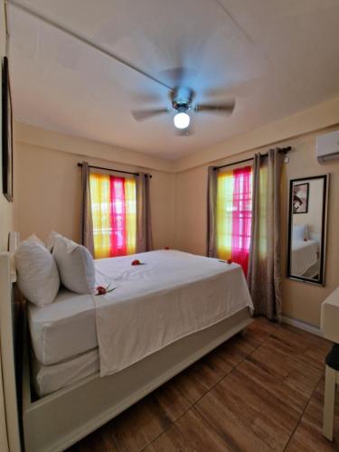 Amazon Villas in Jalousle