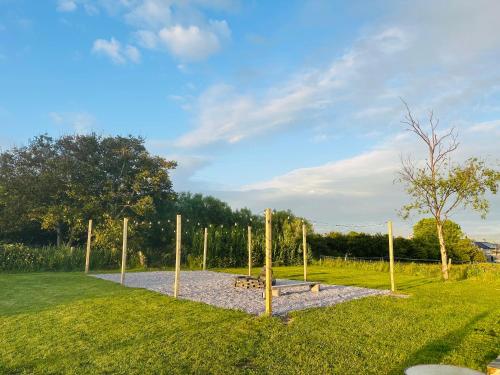 White Anchor Anglesey in Niwbwrch