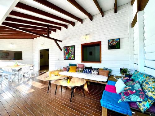 Kay Blue Traditional Creole house in Les Anses-d'Arlet