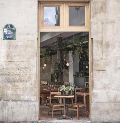 Louvre & Seine Luxury new 3BR Full AC By Melvane in Paris