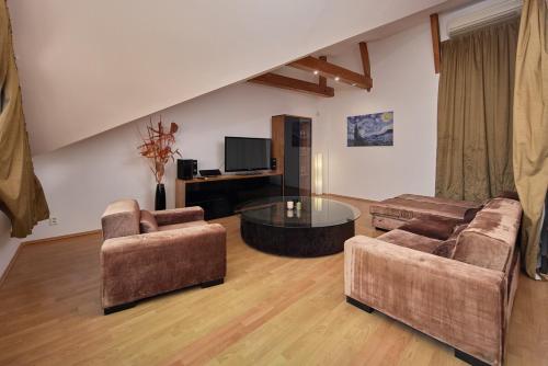 Skyline Penthouse with Terrace, Bratislava (fotografie 6)