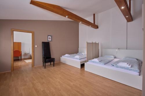 Skyline Penthouse with Terrace, Bratislava (fotografie 7)