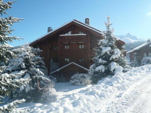 Résidence Bergerie Des 3 Vallees D - Joli appartement 3 pièces 4 personnes si 71 (Residence Bergerie Des 3 Vallees D - Joli appartement 3 pieces 4 personnes situe sur Les Allues dans) in Les Allues