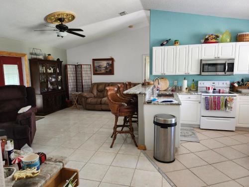 3 Bedroom Key West Feel in North Port (FL)