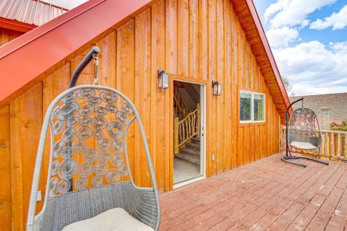 Family Home w/ Mountain Views in Circleville! in Circleville (UT)