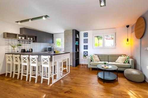 Facilities, Villa Royal Green Three in Briševo