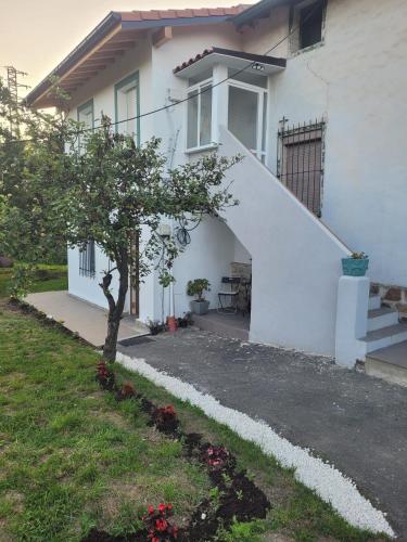 Tourist apartment Aeropuerto Loiu-Bizkaia in Loiu