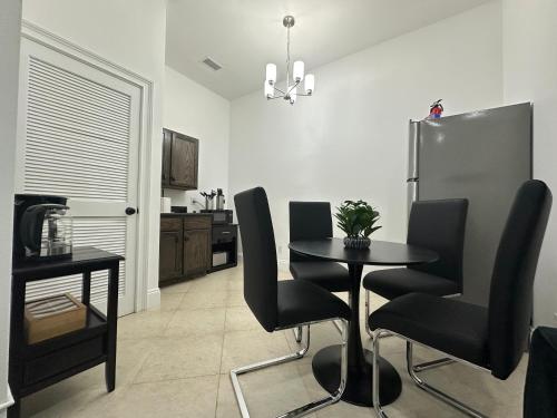30-A Inn & Suites - image 2