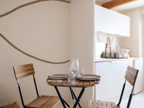 Konyha, CASA ANANTA Appartements bien-etre aux portes du Verdon Refuge slow Life et sensoriel jusqu a 12 per in La Garde (Provence-Alpes-Cote d'Azur)